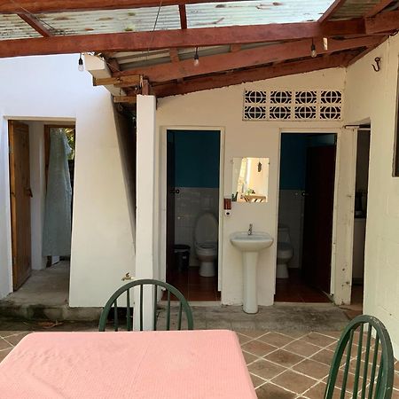 Hostal Tia Reyna El Zonte Eksteriør billede